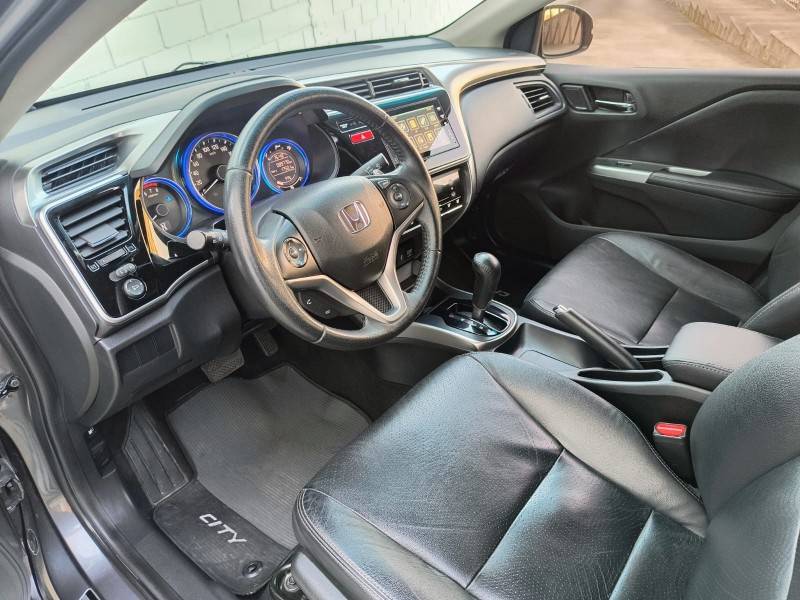 HONDA - CITY - 2016/2016 - Cinza - R$ 74.900,00