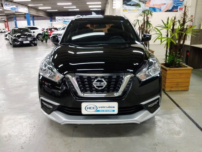NISSAN - KICKS - 2017/2017 - Preta - R$ 81.900,00