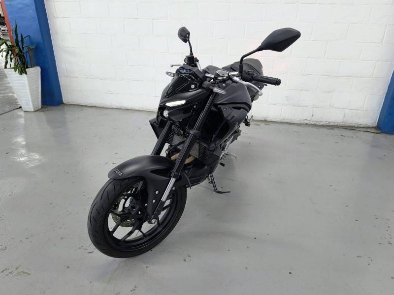 YAMAHA - MT - 2023/2023 - Preta - R$ 32.900,00