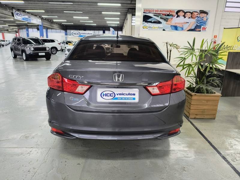 HONDA - CITY - 2016/2016 - Cinza - R$ 74.900,00