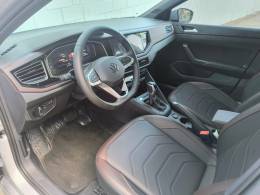 VOLKSWAGEN - VIRTUS - 2023/2023 - Prata - R$ 116.900,00