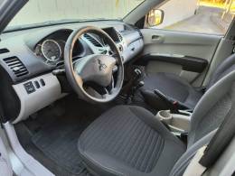 MITSUBISHI - L200 TRITON - 2012/2013 - Prata - R$ 99.900,00