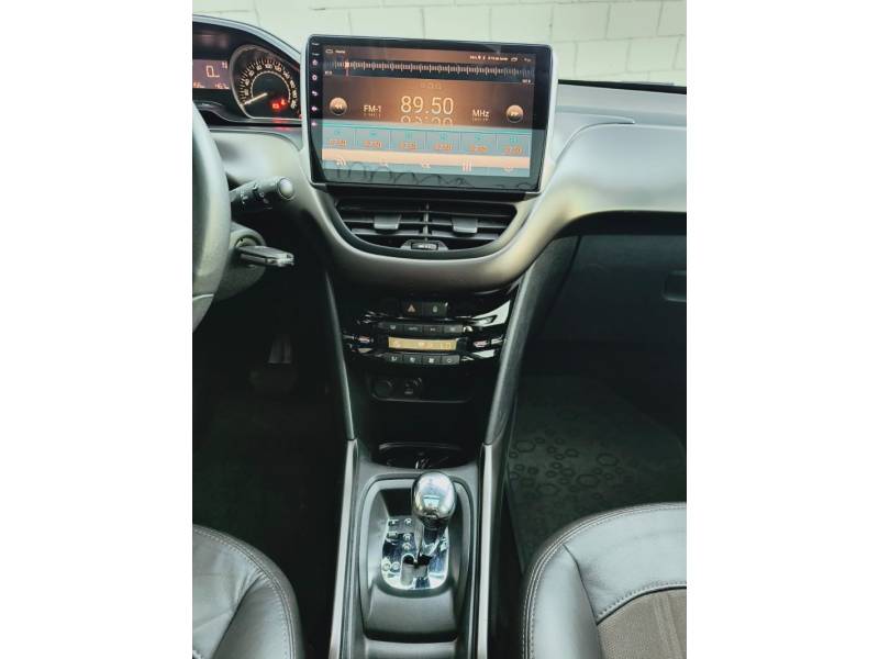 PEUGEOT - 2008 - 2015/2016 - Branca - R$ 59.900,00