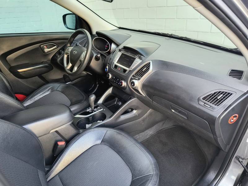 HYUNDAI - IX35 - 2015/2016 - Cinza - R$ 79.900,00