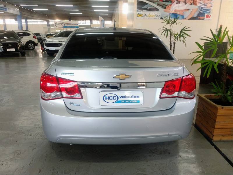 CHEVROLET - CRUZE - 2014/2014 - Prata - R$ 67.900,00