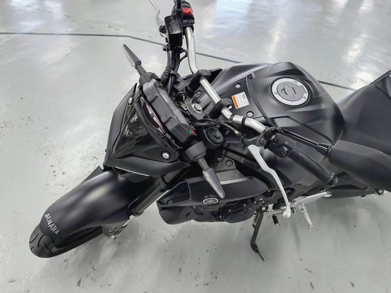 YAMAHA - MT - 2023/2023 - Preta - R$ 32.900,00