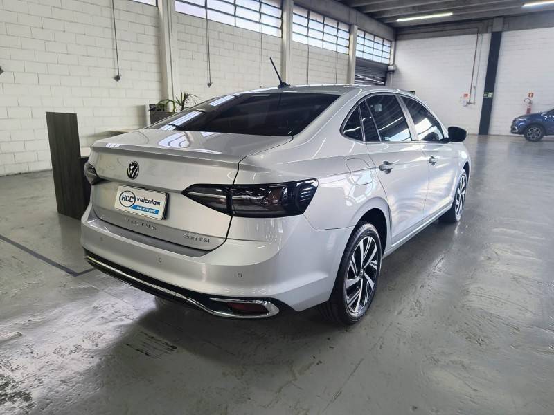 VOLKSWAGEN - VIRTUS - 2023/2023 - Prata - R$ 116.900,00