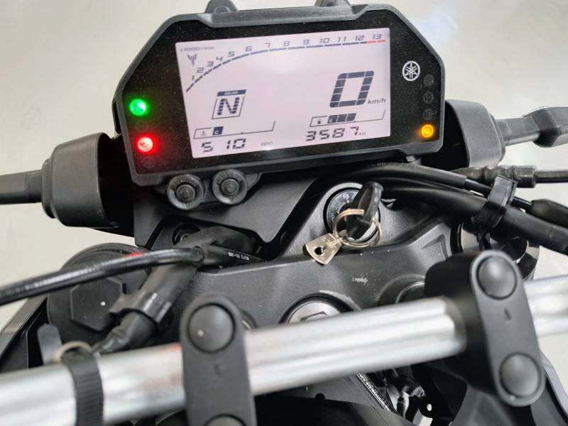 YAMAHA - MT - 2023/2023 - Preta - R$ 32.900,00